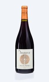Pinot Noir, Dominio IV 'Love Lies Bleeding'
